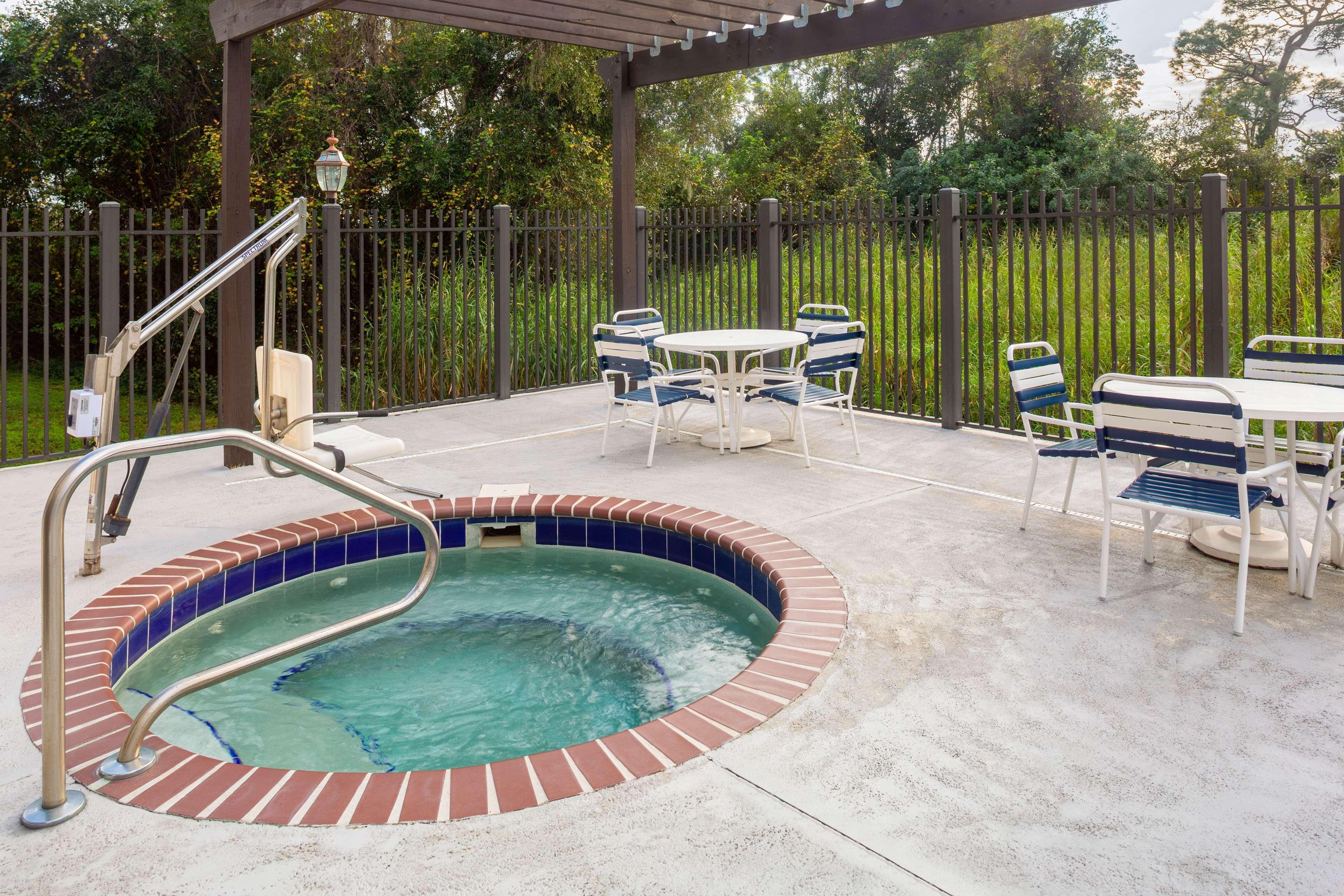 Hotel La Quinta By Wyndham Sebring Exterior foto